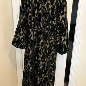 Pomander Place Black and Tan Leopard Print Dress